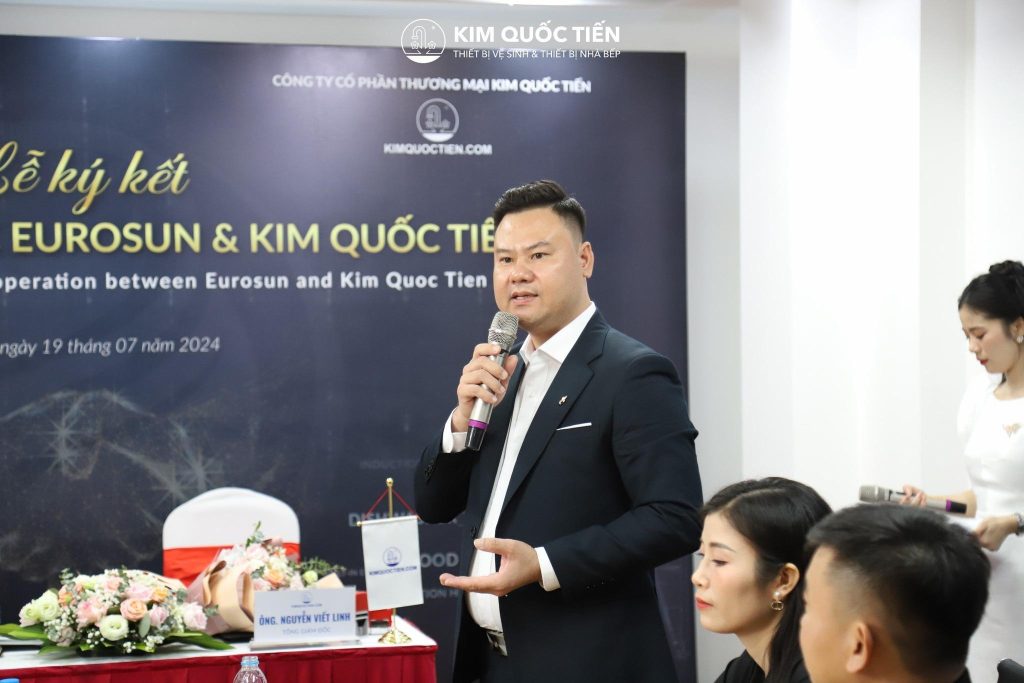 Ban lãnh đạo KQT phát biểu