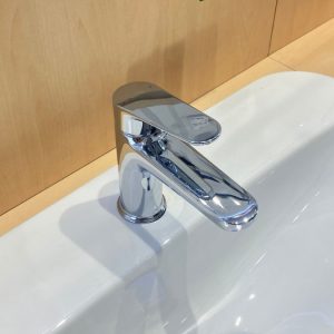 Ảnh công trình thực tế Vòi lavabo TOTO TLS103A0V nóng lạnh New Standard