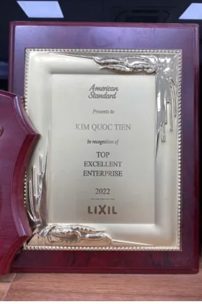 Top Excellent Enterprise 2022, do American Standard, tập đoàn LIXIL trao