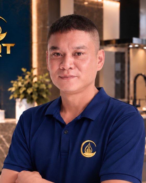 Mr. Hùng, Tài xế giao hàng KQT