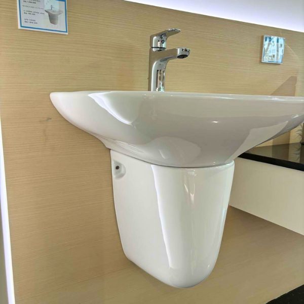 Ảnh công trình thực tế Chậu lavabo Inax AL-289VFC treo tường