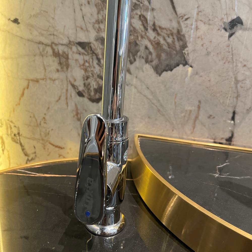 Ảnh công trình thực tế Vòi rửa chén lạnh Luxta L3101T3