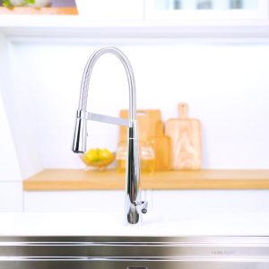 Ảnh công trình thực tế VÒI Rửa Bát NÓNG LẠNH CẦN MỀM LIKID NB880