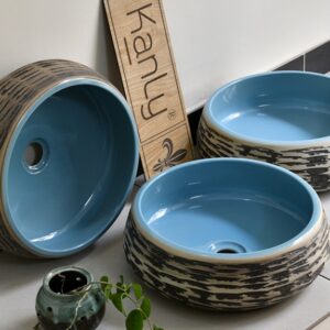 Ảnh công trình thực tế Chậu lavabo đặt bàn Kanly bằng sứ SU010