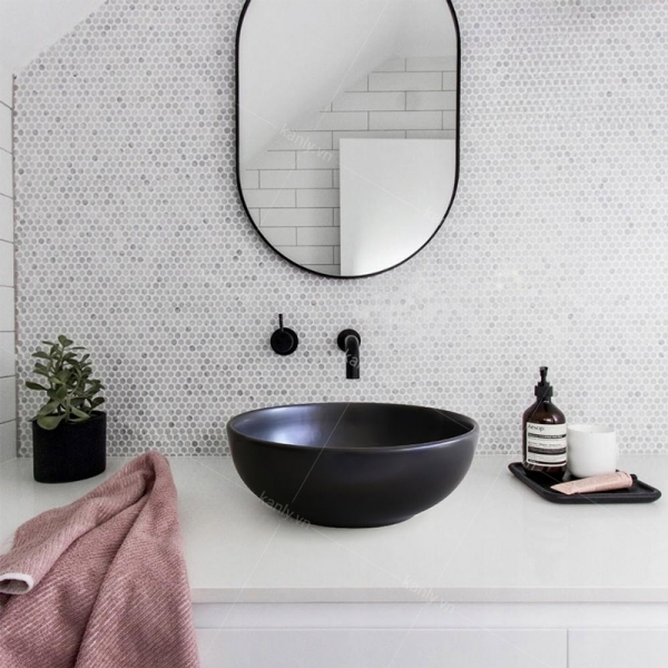 Ảnh công trình thực tế Chậu Lavabo Kanly SU512 Đặt Bàn Sứ Tròn Màu Đen