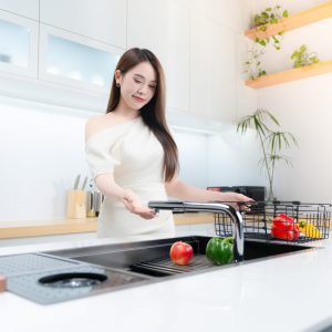 Ảnh công trình thực tế VÒI Rửa Bát DÂY RÚT NÓNG LẠNH TABLE NB242