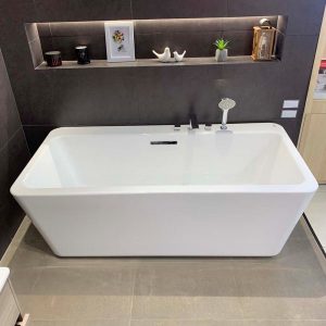 Ảnh công trình thực tế Bồn tắm yên đặt sàn American Standard BTAS6719.4H