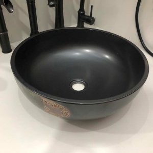 Ảnh công trình thực tế Chậu lavabo đặt bàn Kanly bằng sứ SU142