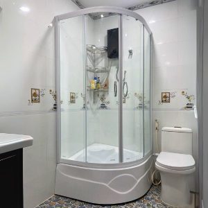 Ảnh công trình thực tế Cửa tắm đứng Caesar SPR101