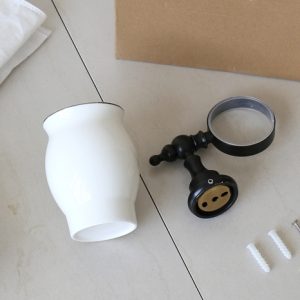 Ảnh công trình thực tế Giá để cốc đơn bằng đồng Kanly GCK07B