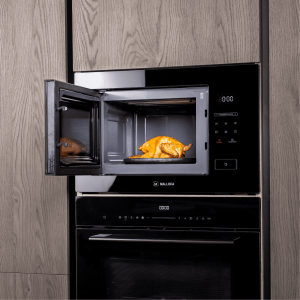 Ảnh công trình thực tế Lò Vi Sóng Malloca MW-925BF Âm Tủ