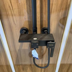 Ảnh công trình thực tế Sen cây nóng lạnh Luxta L7225 Black