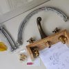 Vòi lavabo 5 lỗ Kanly GCB04 nóng lạnh bằng đồng cổ điển - ảnh 2
