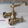 Vòi lavabo Kanly GCT06 nóng lạnh gắn tường bằng đồng - ảnh 3