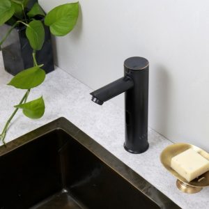 Ảnh công trình thực tế Vòi Lavabo Kanly GCVC1B Cảm Ứng Bằng Đồng Màu Đen