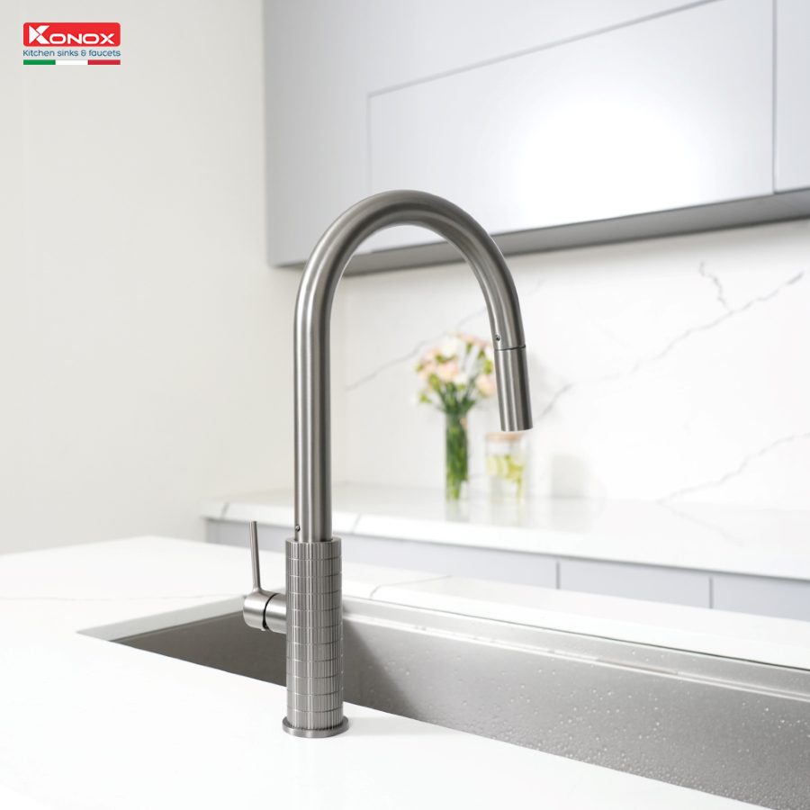Ảnh công trình thực tế Vòi rửa bát dây rút Konox Venice Gun Metal