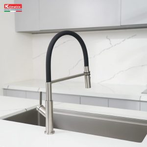 Ảnh công trình thực tế Vòi rửa bát thân mềm Konox Tema Nickel