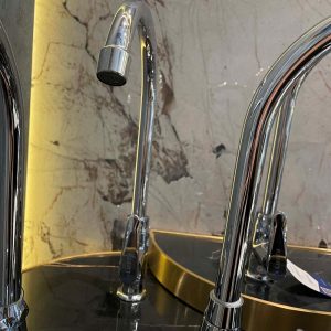 Ảnh công trình thực tế Vòi rửa chén lạnh Luxta L3101T3
