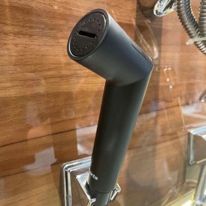 Ảnh công trình thực tế Vòi xịt Luxta L5111 Black