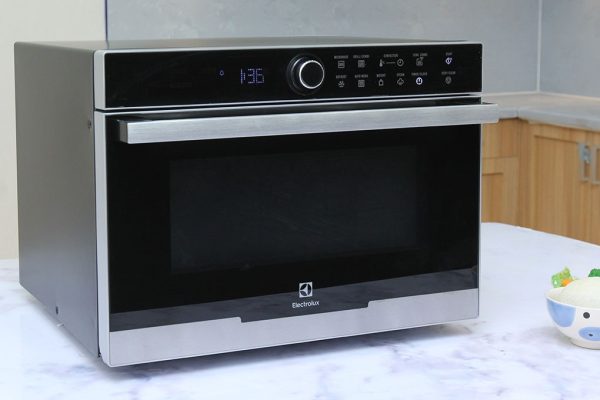 Lò Vi Sóng Để Bàn Electrolux EMS3288X
