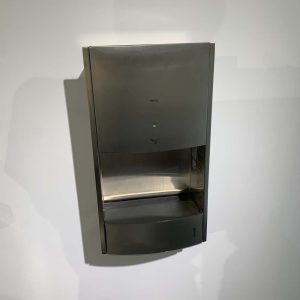 Ảnh công trình thực tế Máy sấy tay âm tường TOTO TYC602 có khay hứng nước