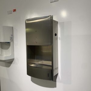Ảnh công trình thực tế Máy sấy tay âm tường TOTO TYC602 có khay hứng nước