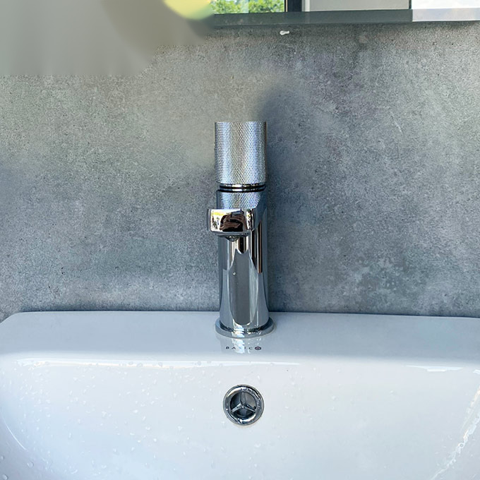 Vòi Lavabo Nóng Lạnh BASIC BW-616V