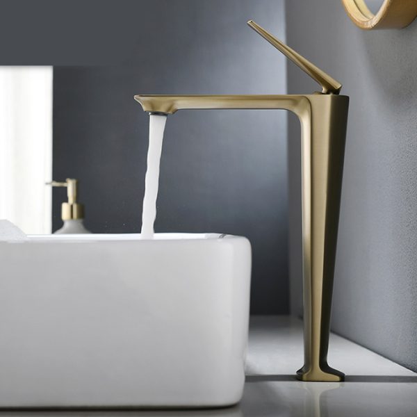 Vòi Lavabo Nóng Lạnh Thân Cao BASIC BW-47002BG Gold