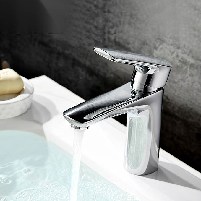 Vòi Lavabo Nóng Lạnh Thân Thấp BASIC BW-46021