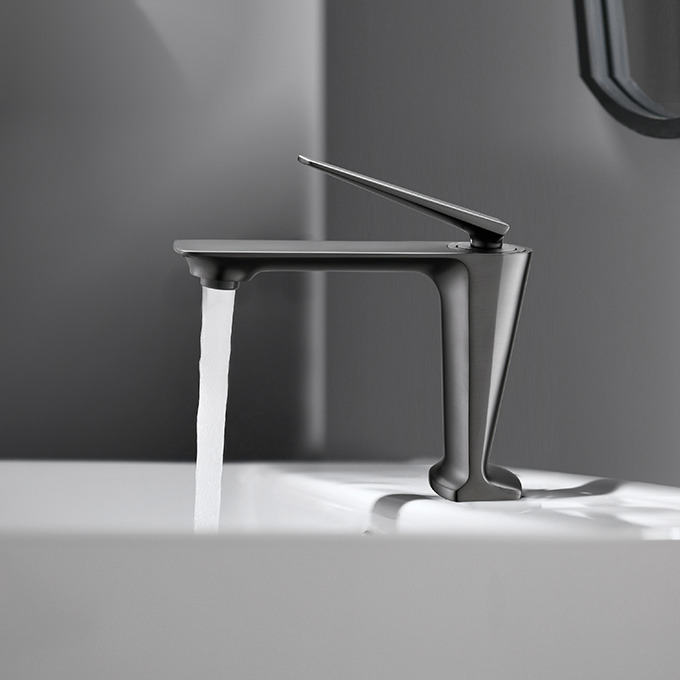 Vòi Lavabo Nóng Lạnh Thân Thấp BASIC CAVOLI-LT Titan