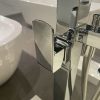 Vòi xả bồn tắm đặt sàn TOTO TBG02306BA nóng lạnh bán rời - ảnh 4